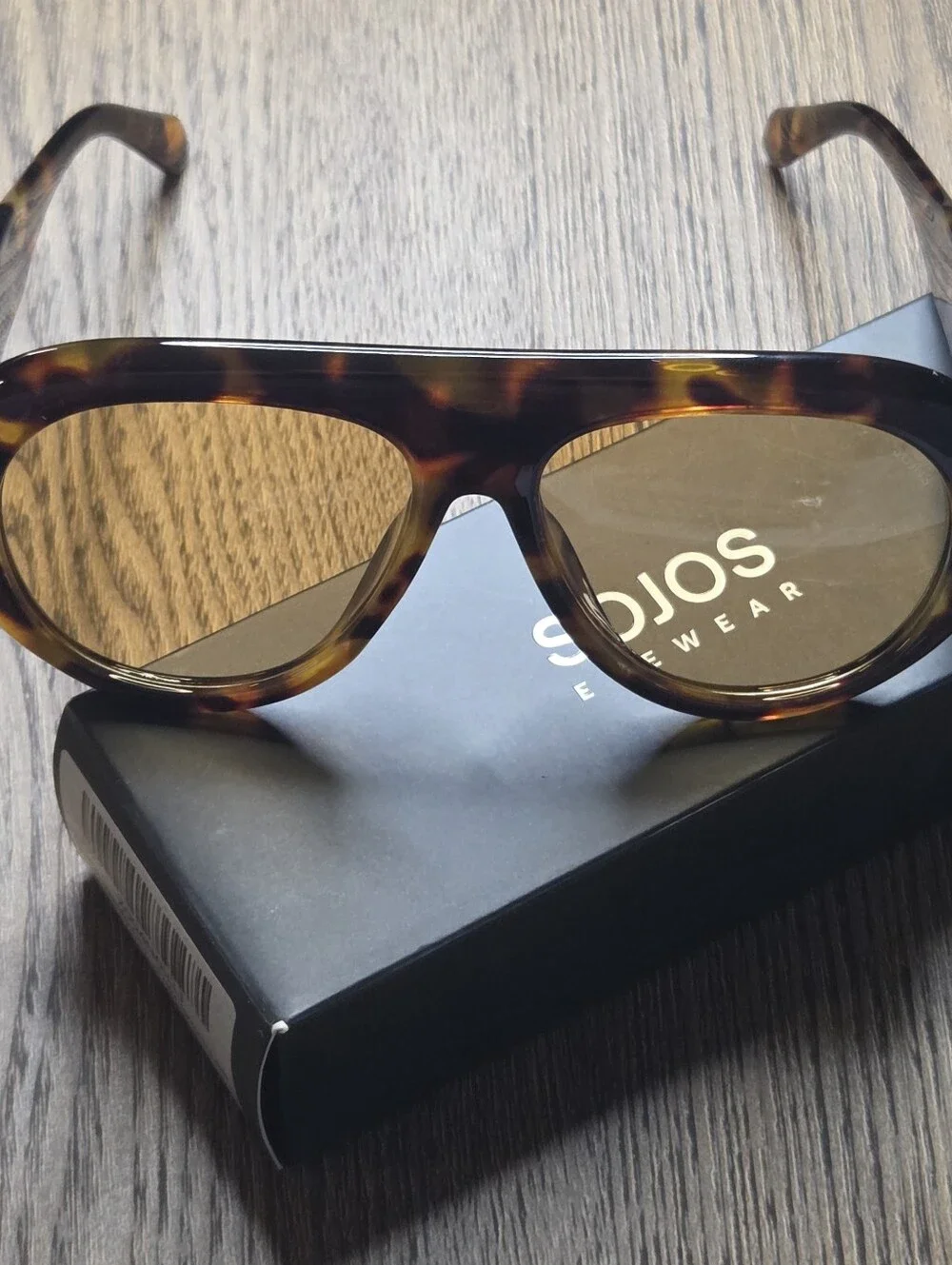 NWT SOJOS Trendy Oversized Polarized Sunglasses